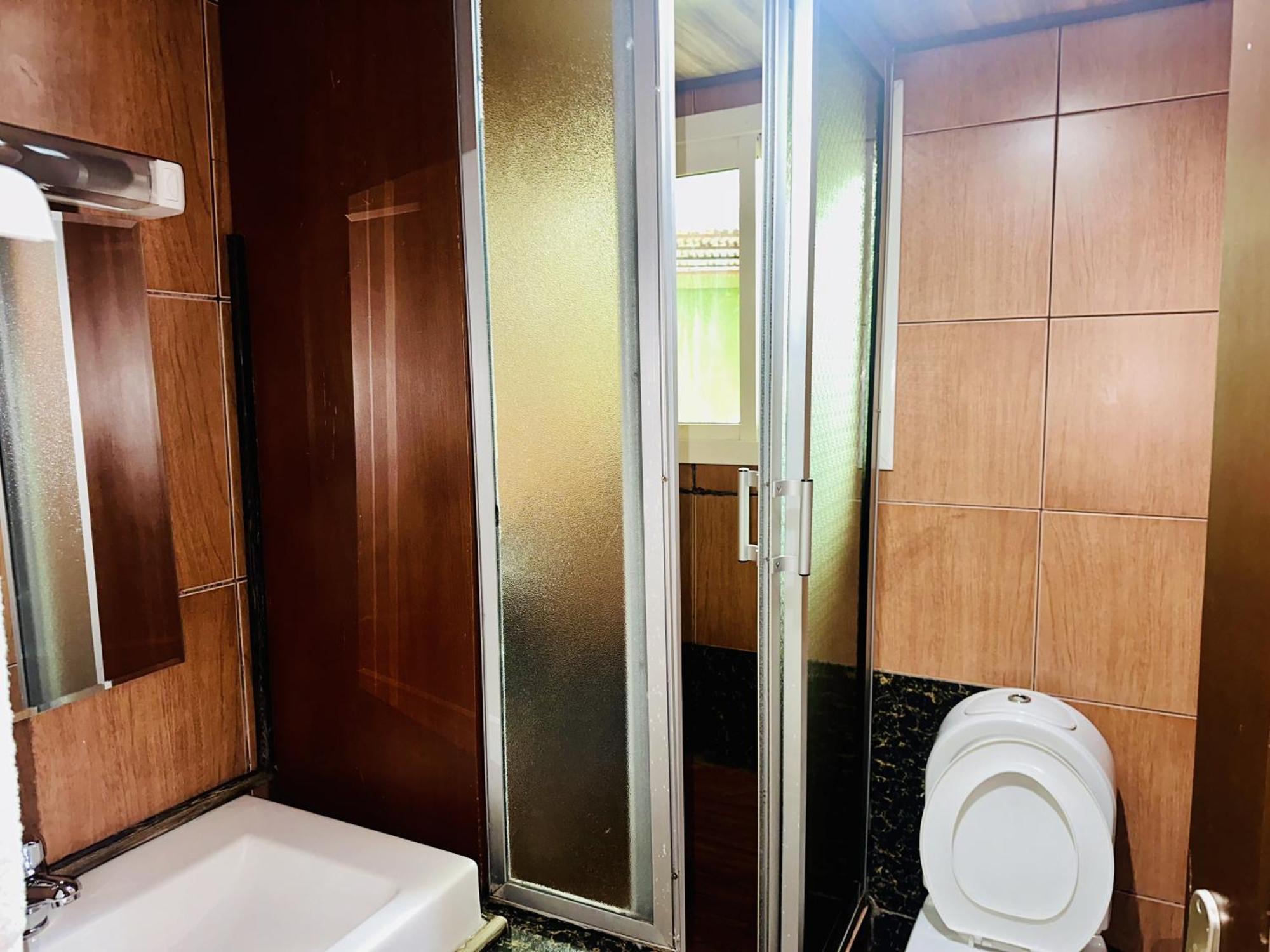 Yaahot Hotell Yaoundé Exteriör bild